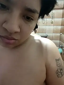 Live group webcam of DanelyLopez