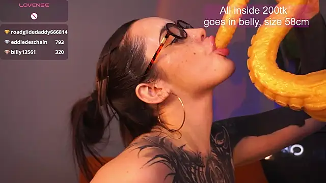 evacanton - EvaCanton's free webcam