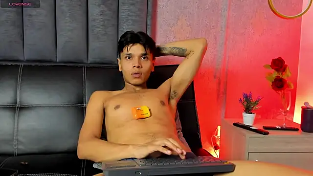 alejandroo_montenegro (M young) - masturbation