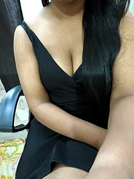 Webcam Model (Disha_33)  is live.Free join now!