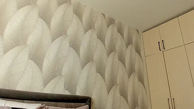 Bambiii_bby live sex cam