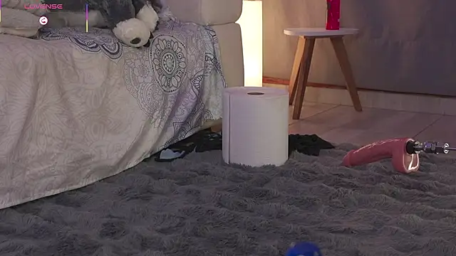 sky_dark7 (F young) - Naked