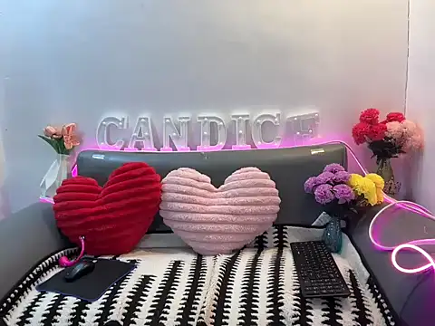 candiceempire (F milf) - squirt/orgasm