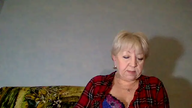 dianaqdream - DianaQDream's free webcam - UK Sex Cams