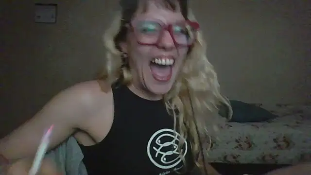 blondietami - BlondieTami's free webcam - UK Sex Cams