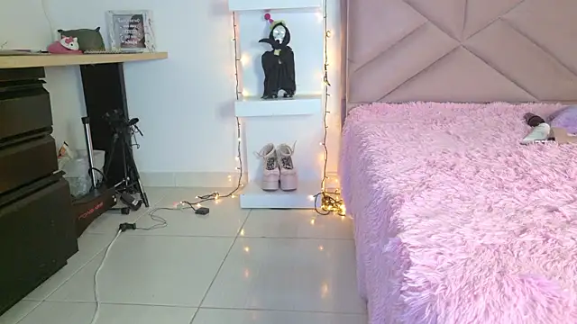 eva_sin18 - Eva_sin18's free webcam - UK Sex Cams