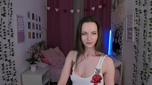 ariadna_shy - Ariadna_Shy's free webcam - UK Sex Cams