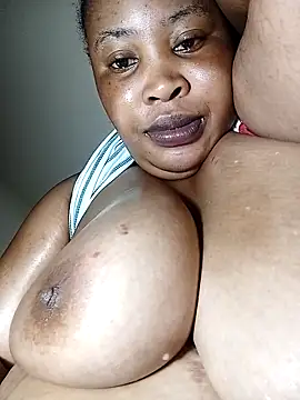 Webcam Model (OCEANSQUITERXXX)  is live.Free join now!