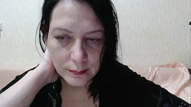 velvetdreamsx - VelvetDreamsX's free webcam - UK Sex Cams