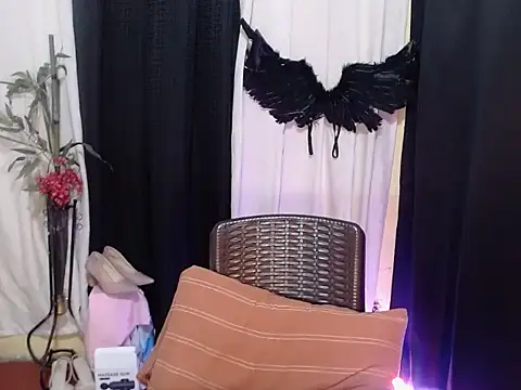 HornyKerujieTrans webcam