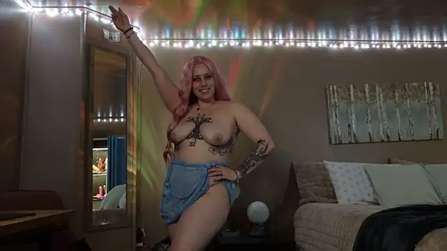 mavismable (F milf) - xl cum show