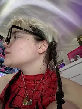 Cutiepiespanks live cam