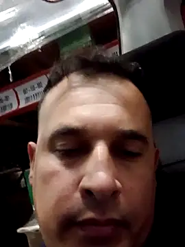 ezehombre - Ezehombre's free webcam - UK Sex Cams