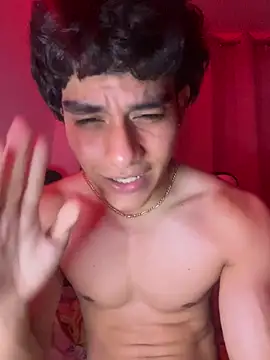 IronLatino's live cam