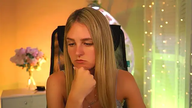 deboralarson - DeboraLarson's free webcam - UK Sex Cams