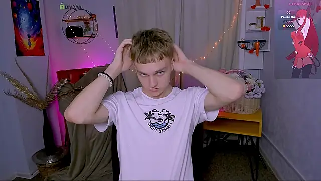 john_lik - John_lik's free webcam - UK Sex Cams