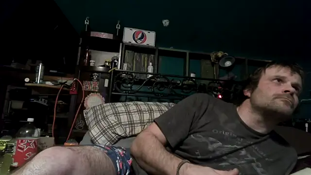 charactrzero - Charactrzero's free webcam - UK Sex Cams