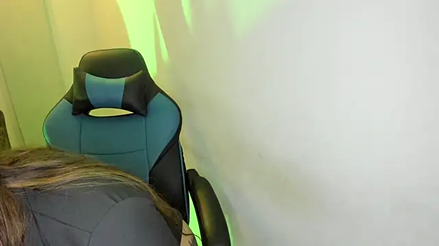 scarbadgirl_ - Scarbadgirl_'s free webcam - UK Sex Cams