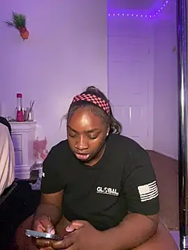 lillshayy - LillShayy's free webcam - UK Sex Cams