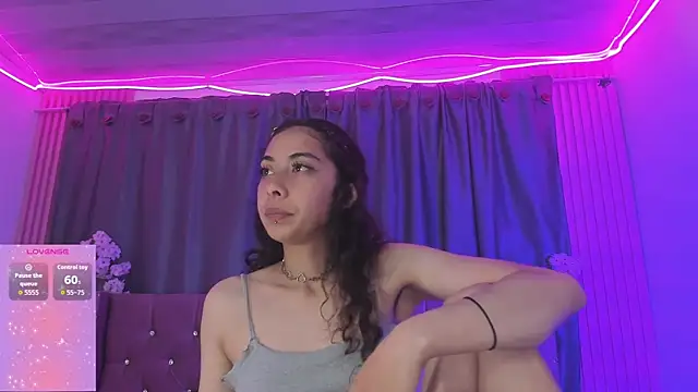 kiara_lovely - Kiara_lovely's free webcam - UK Sex Cams