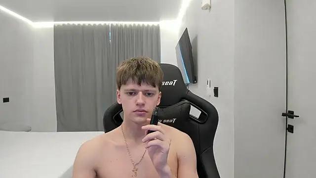 bonekoambalabu (M young) - show my dick