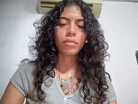 antonia-bloom - Antonia-bloom's free webcam - UK Sex Cams