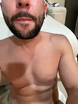 _Miguel100's live cam