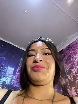 itze_mua - Itze_Mua's free webcam - UK Sex Cams