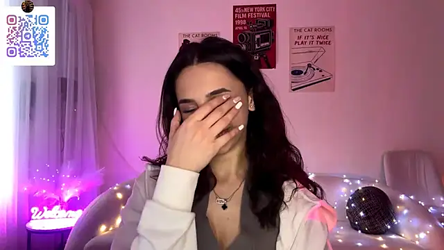 linamour - LinaMour's free webcam - UK Sex Cams