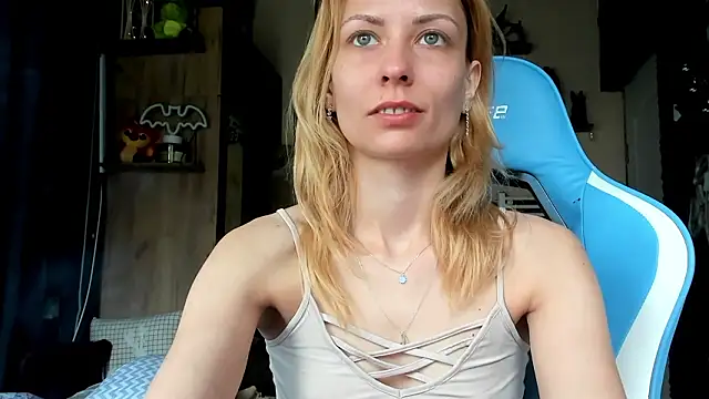 karo123421 - Karo123421's free webcam - UK Sex Cams