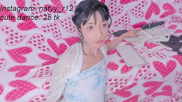 midori_back_01 - MIDORI_BACK_01's free webcam - UK Sex Cams