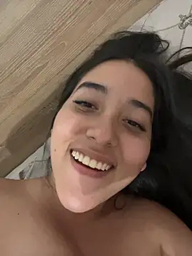 Webcam Model (Nhefertary)  is live.Free join now!