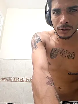 HazelEyedJay420 webcam