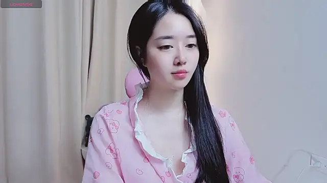 Miu-999 live sex cam