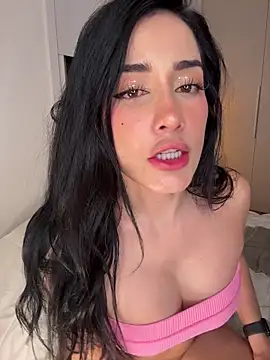 CATALINA_RESTREPO's live cam