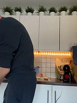 michel_huge (Ask my age) - Make me naked for good show