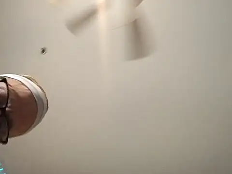 premiumkitty (F milf) - Smoking, chilling , working