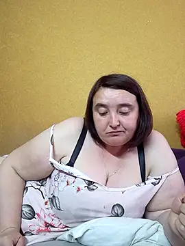 liluhot (G milf) - naked