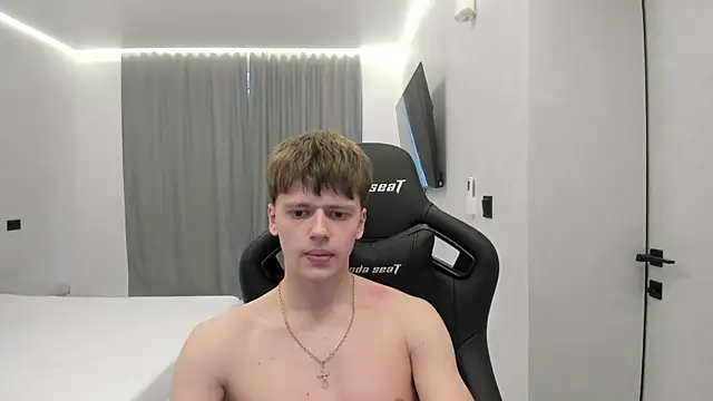 bonekoambalabu (M young) - show my dick