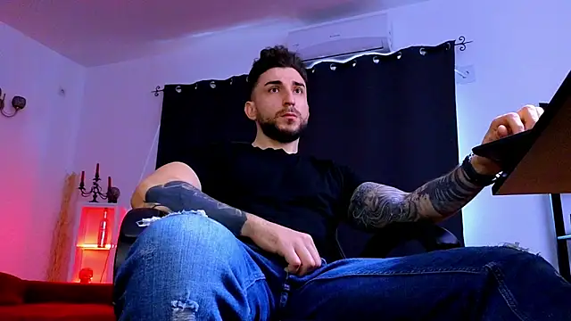 mightyaaron66 (M young) - 𖤐🔥 parTy Time ,House parTy  !  💨𖤐