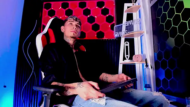 max_hader_ (M young) - my warm milk 🥵💪🍆