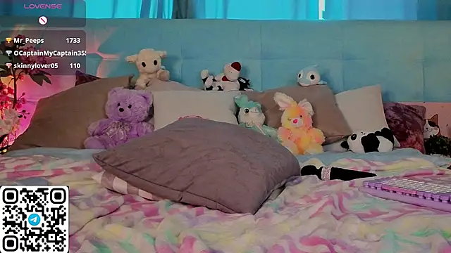 aurora_bennet (F young) - spit on tits