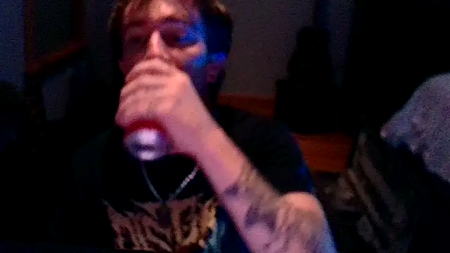 leviathanx666 - LEVIATHANX666's free webcam - UK Sex Cams