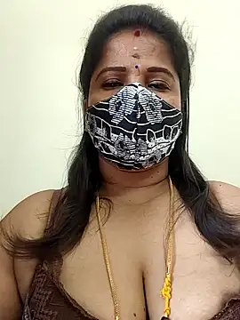 gaurika18 live sex cam