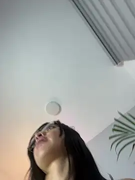 Webcam Model (Elirpo)  is live.Free join now!