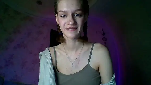 Chrissy_Joyful live sex cam