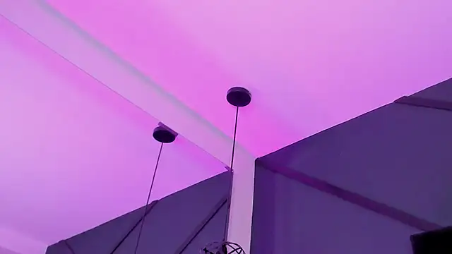 shaina_vasquez webcam