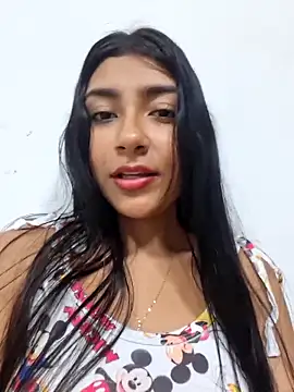 Sweed-virgin-pussy's live cam