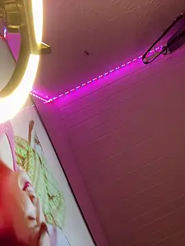 luludoll_'s live cam