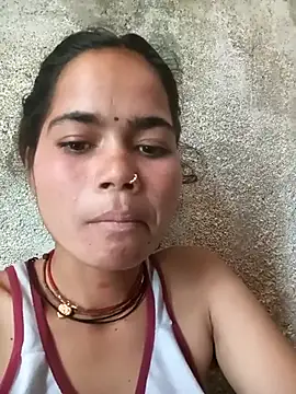 Webcam Model (Jhanvi_Love)  is live.Free join now!